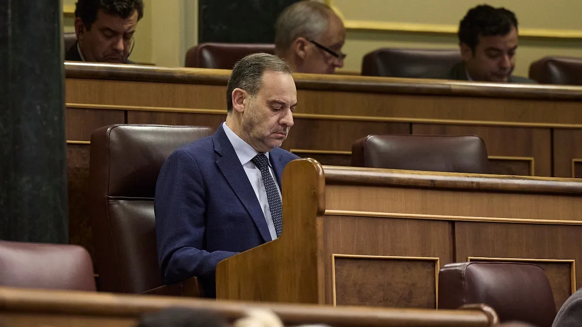 El PP cuestiona la renuncia de Ábalos a su acta de diputado