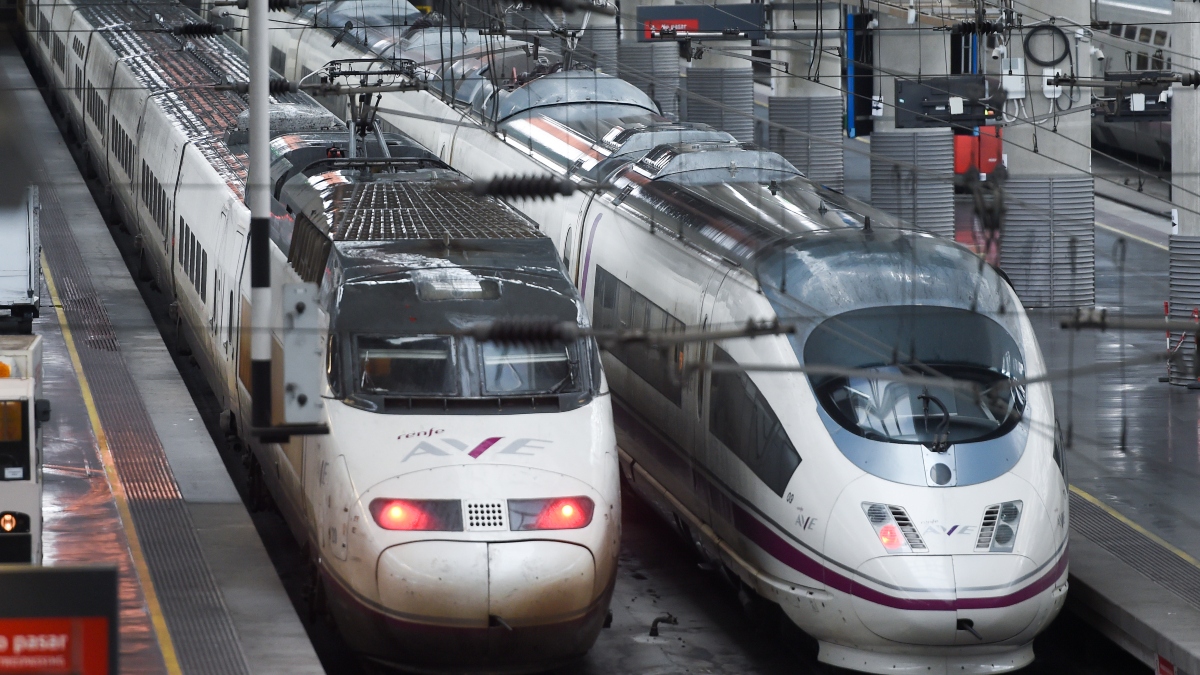 Adif reduce la velocidad en la línea de Angrois a 220 km/h