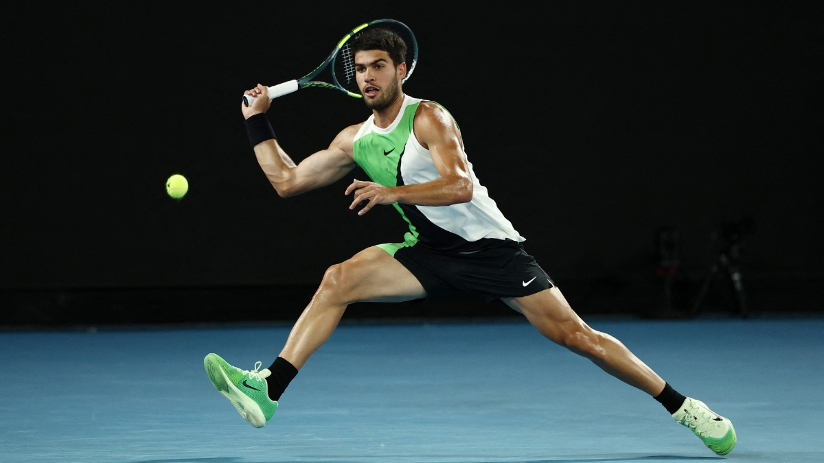 Alcaraz vence a De Miñaur y pasa a semifinales en Australia