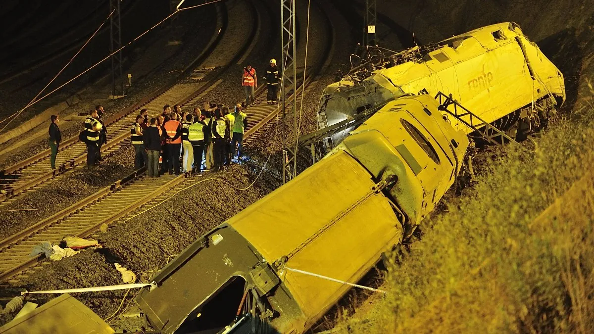 Absuelven a exjefe de ADIF por el accidente de Angrois