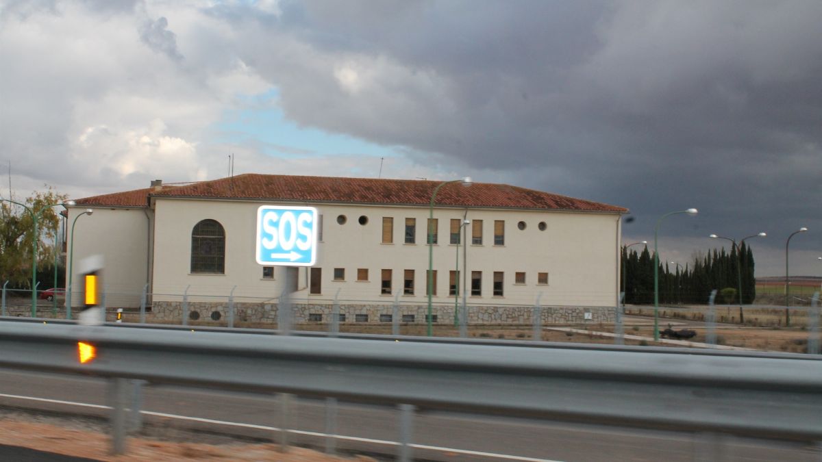 Caída del 24% en las solicitudes de vis a vis en España