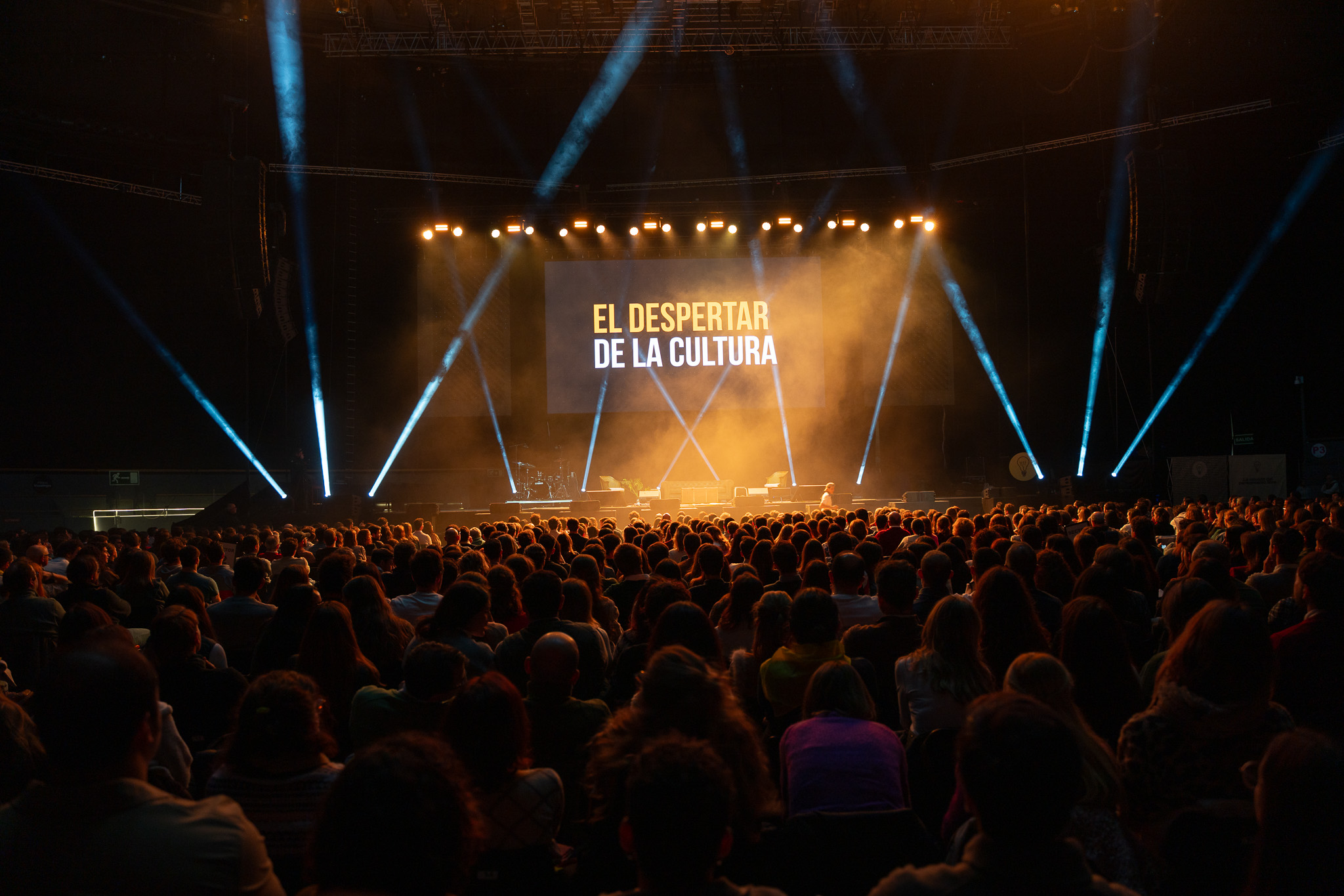 6.000 jóvenes llenan Vistalegre en el acto El despertar