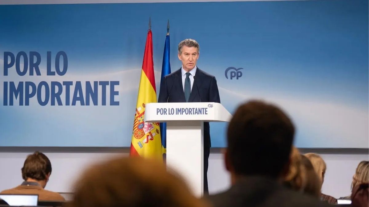 Feijóo culpa a Sánchez del colapso del sistema ferroviario