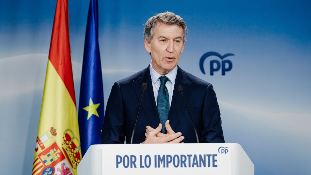 Feijóo pide a Vox proporcionalidad para Extremadura