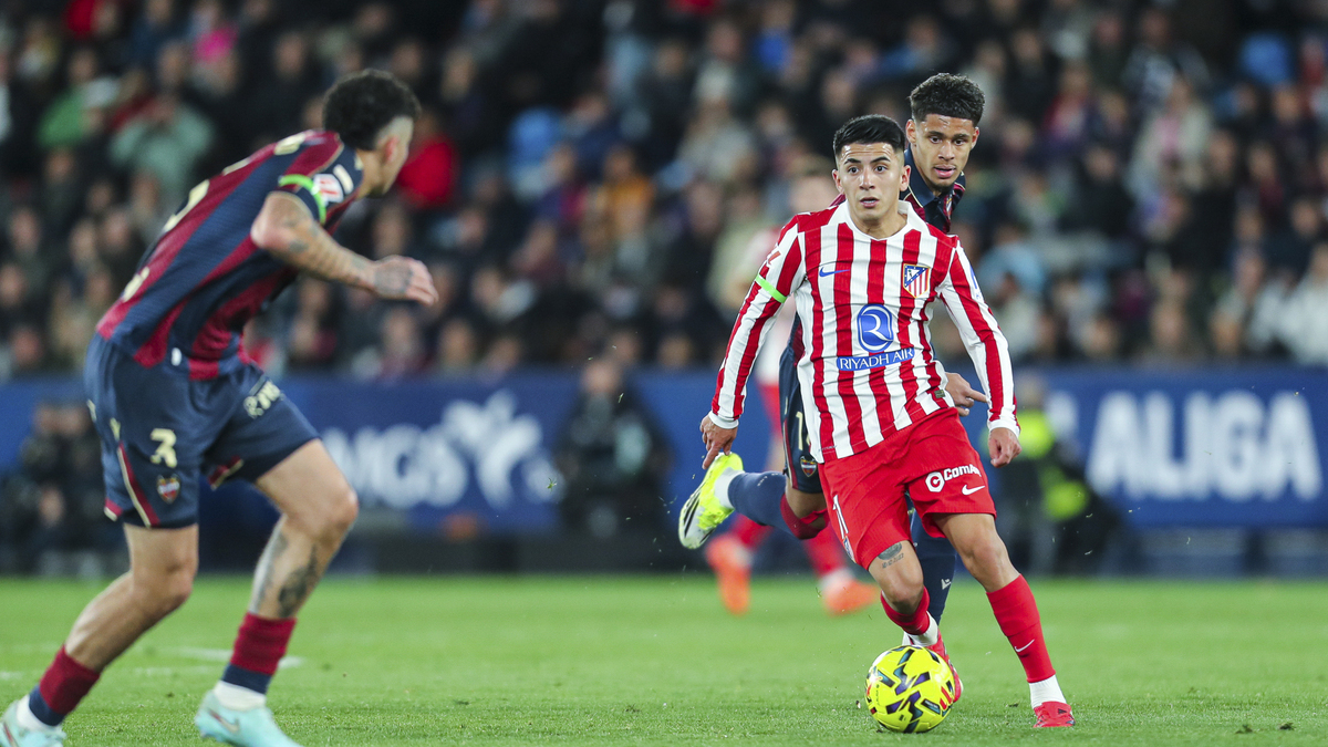 Atlético de Madrid empata ante el Levante en un gris 0-0