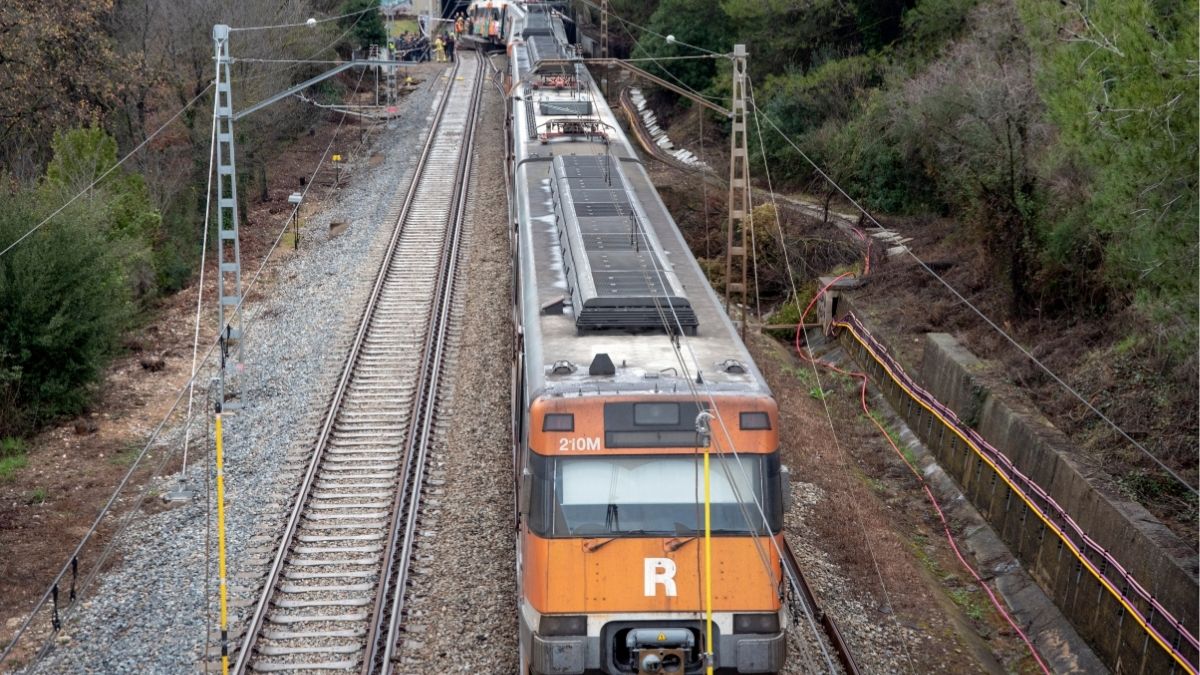 Renfe cortará vías en Rodalies por riesgo de desprendimiento