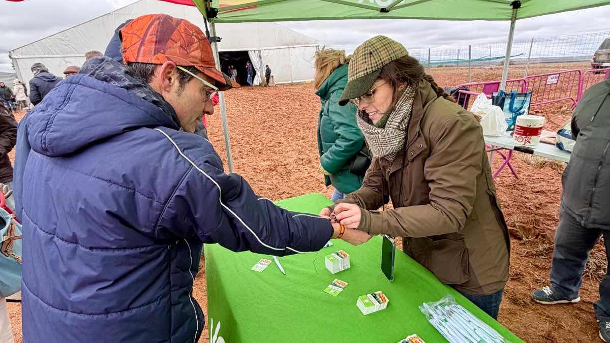 Vox asiste al Campeonato Nacional de Galgos en Nava del Rey