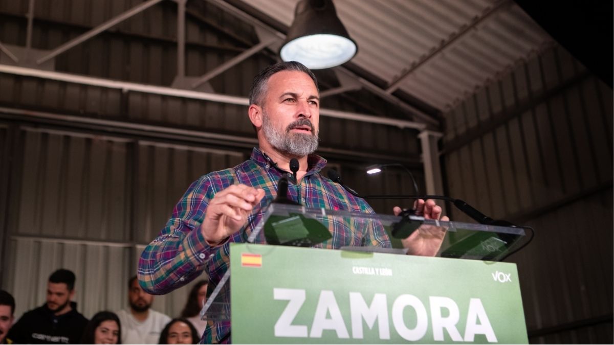 Abascal exige garantías al PP para negociar en autonomías