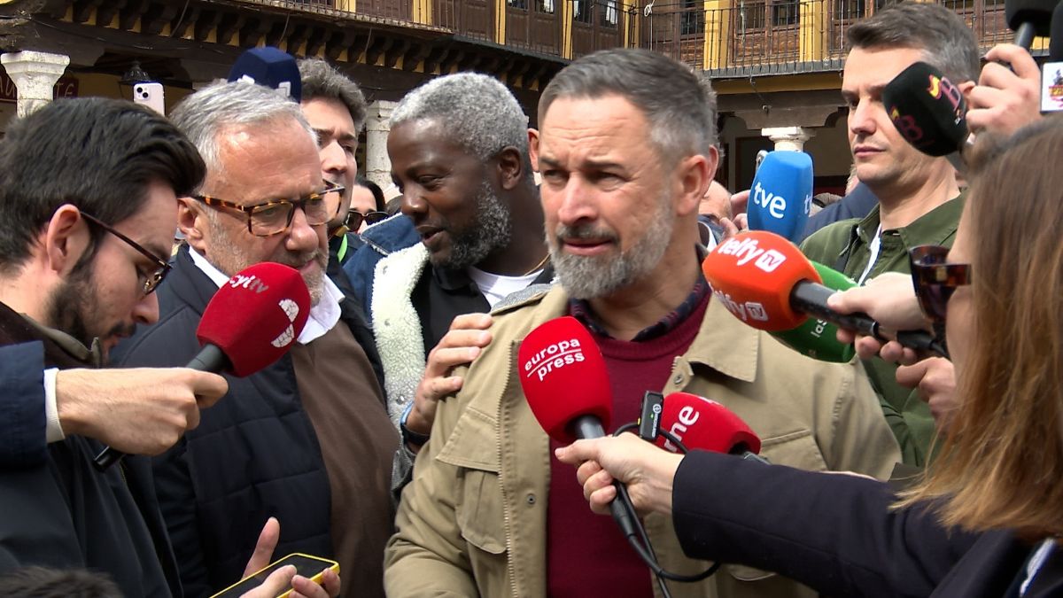Abascal: Vox disputa la segunda plaza al PSOE en Andalucía