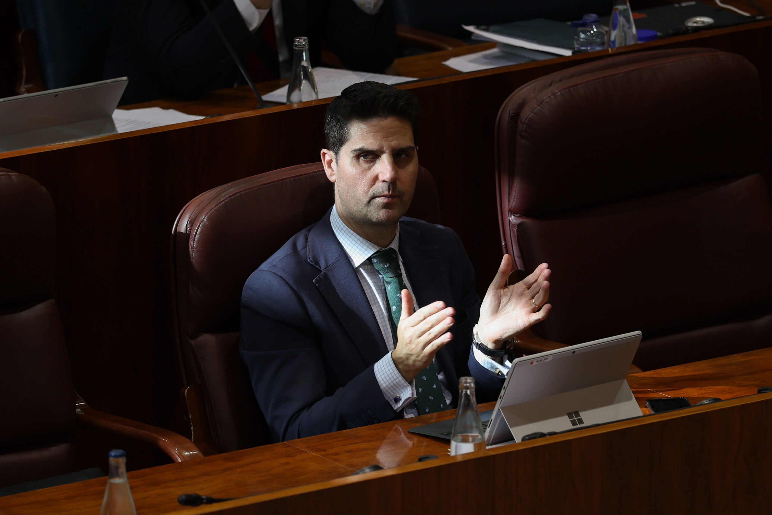 Crisis y dimisiones en la Consejería de Educación de Ayuso