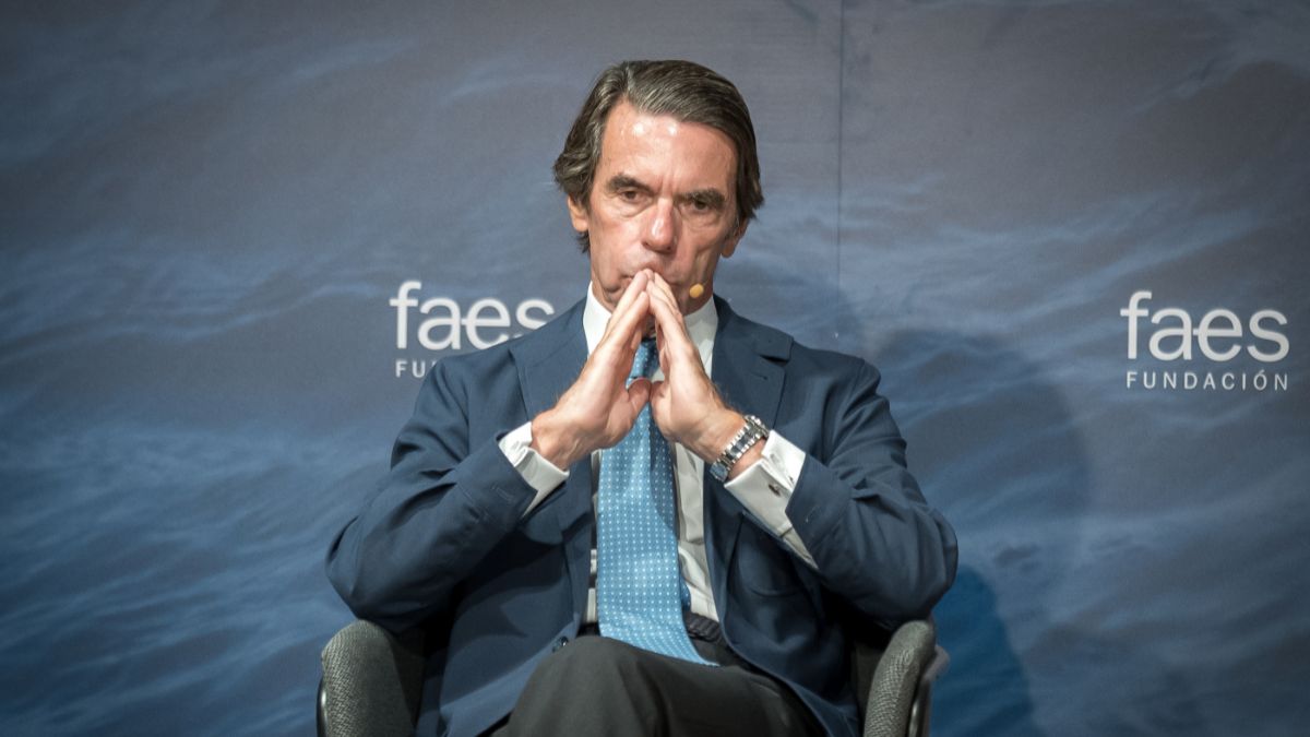 Aznar denuncia pactos entre Moncloa y Vox contra Feijóo