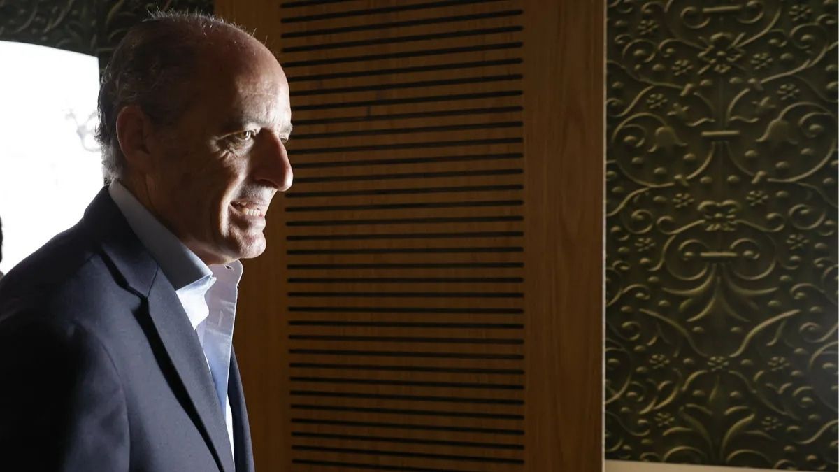 Camps alerta del desplome del PP valenciano ante Vox