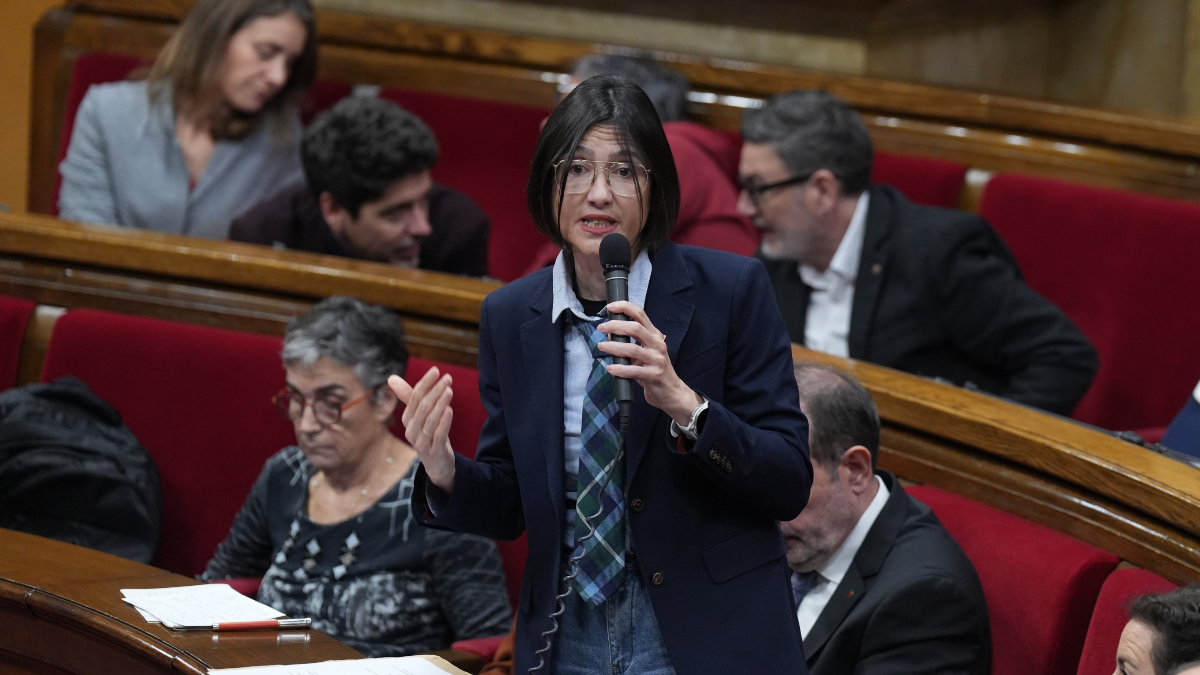 Cataluña suspende las clases y el deporte por fuertes vientos