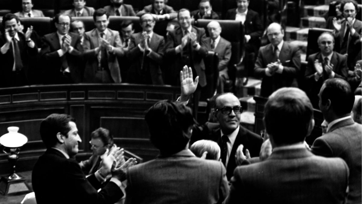 El Gobierno desclasifica documentos del 23-F en texto