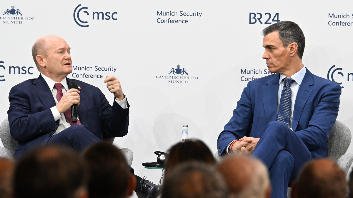 España lanza estrategia contra armas de destrucción masiva