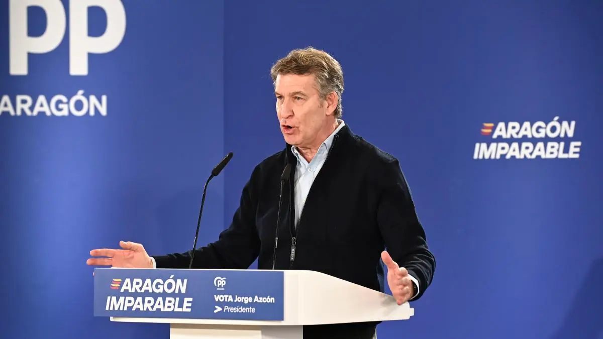 Feijóo critica la regularización masiva de inmigrantes