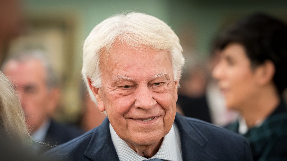 La infancia de Felipe González y sus padres en Sevilla