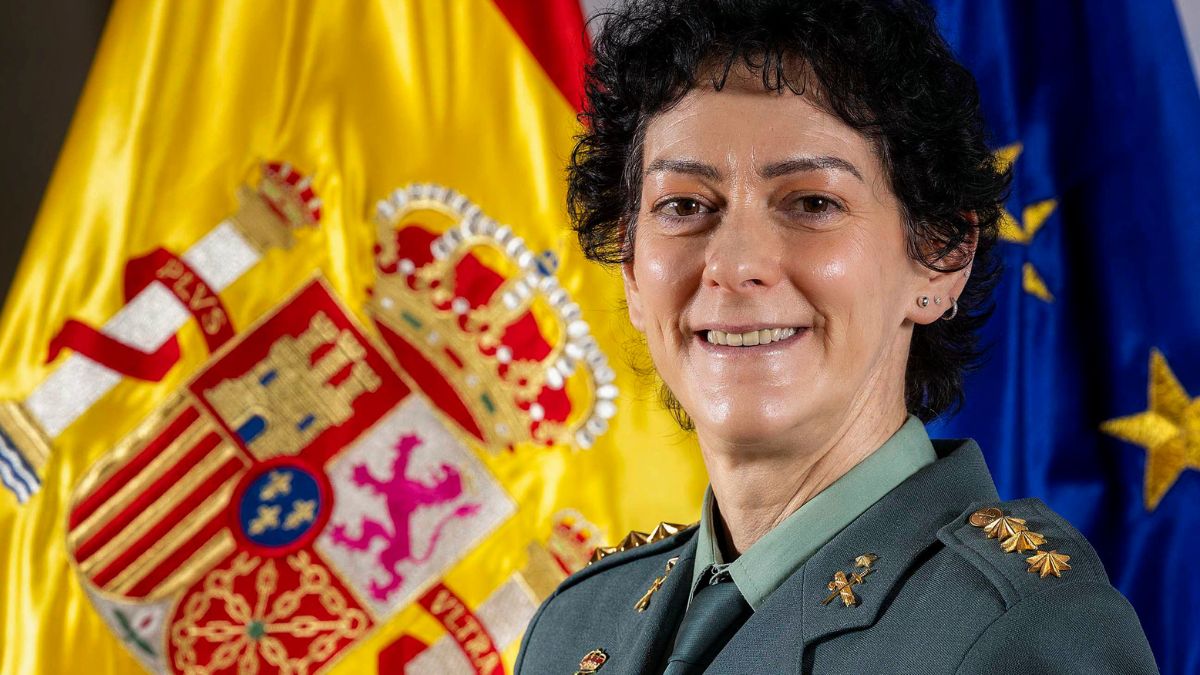 María Dolores Gimeno: primera coronel de la Guardia Civil