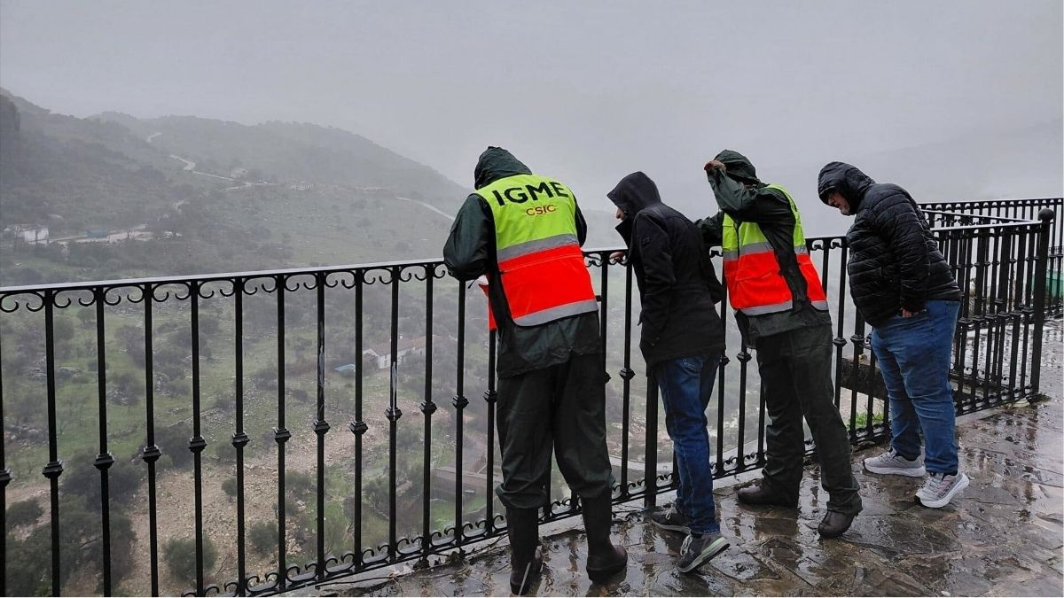 Técnicos del IGME preparan la vuelta segura a Grazalema