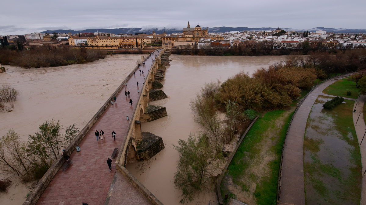 El Guadalquivir supera los cinco metros en Córdoba