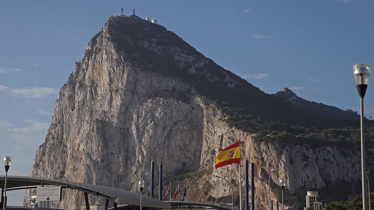 España y Londres acuerdan patrullas conjuntas en Gibraltar