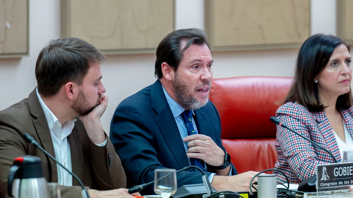 El Senado reprueba a Óscar Puente y exige su dimisión