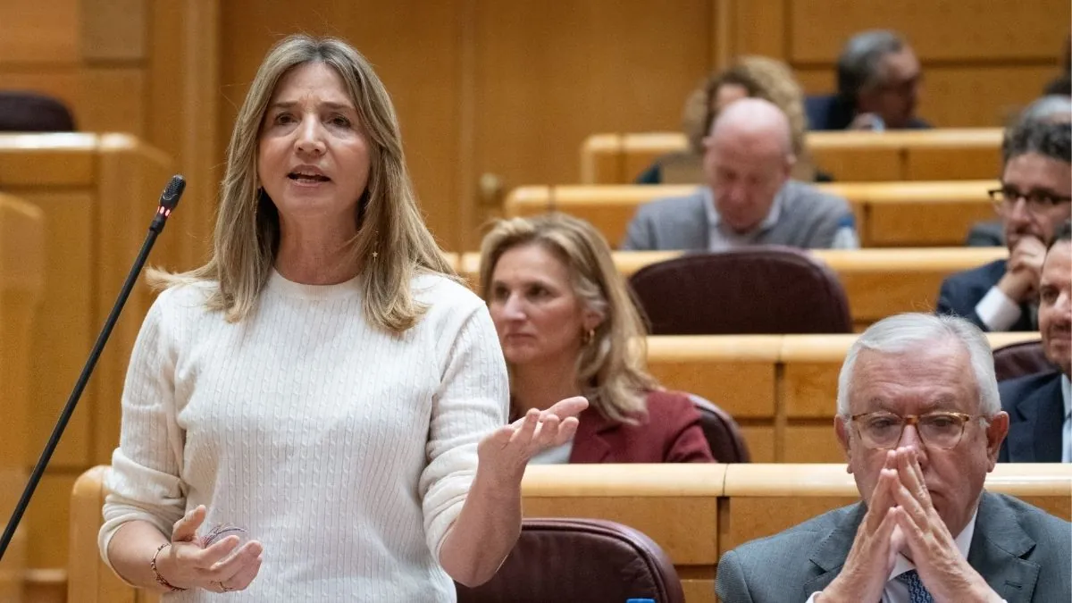 El PP busca un pacto con Vox para gobernar Extremadura
