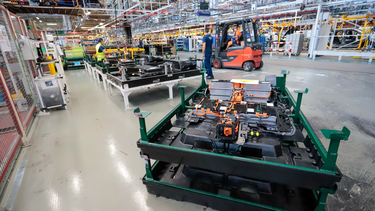 La producción industrial subió un 1,3% en 2025, récord anual