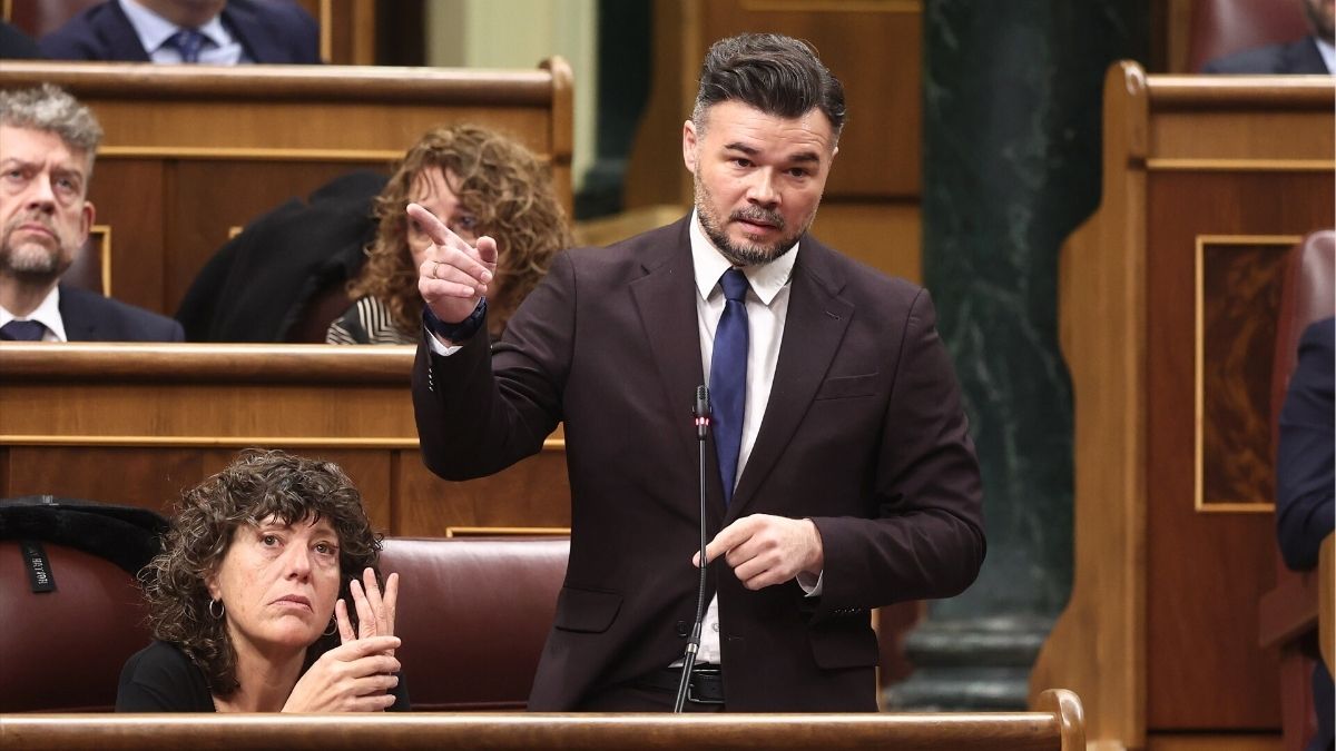 Rufián propone una estrategia alternativa contra PP y Vox