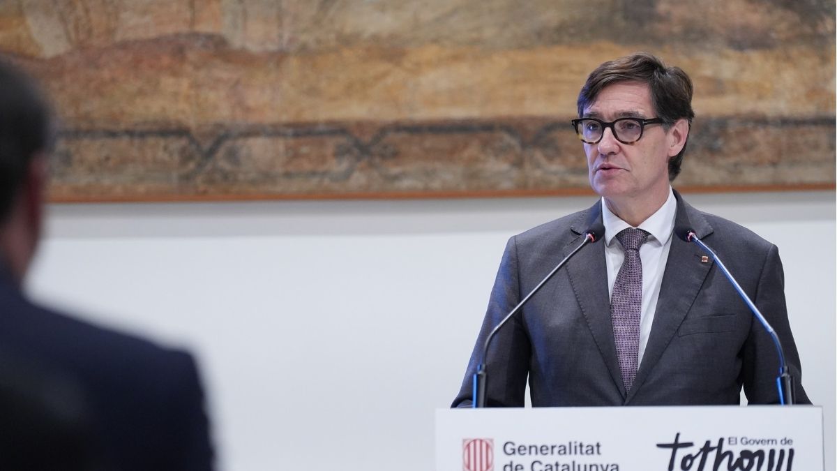 Salvador Illa se reincorpora a la Generalitat tras su baja