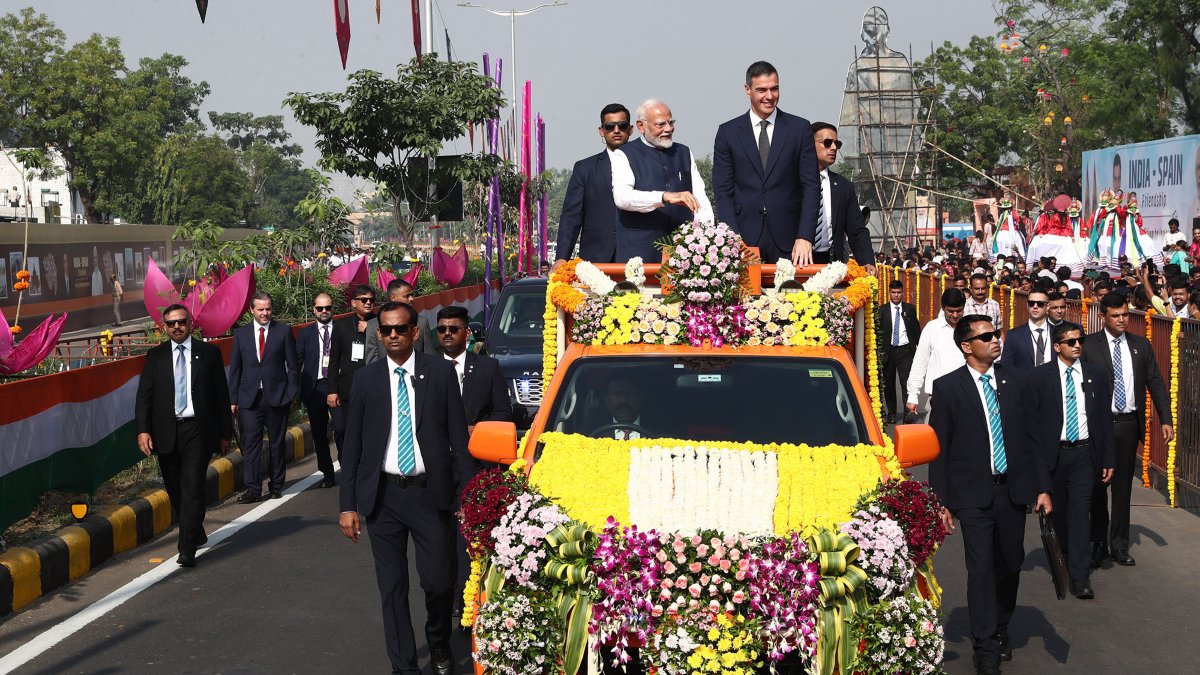 Sánchez viaja a la India para cumbre de IA y reunión con Modi