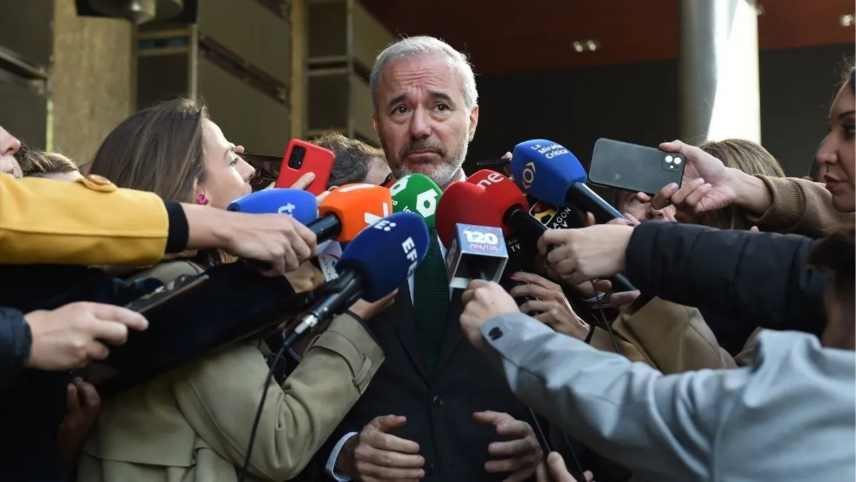 Tellado y Azcón analizan en Génova los pactos con Vox