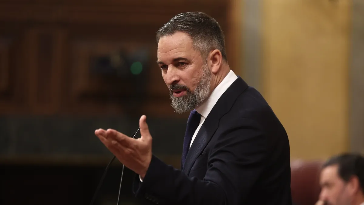 Abascal llama canalla a Mañueco y le apoda Marruecos