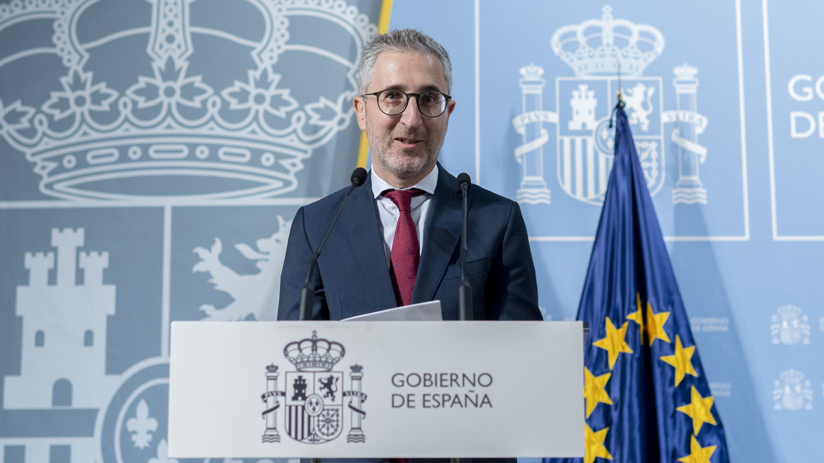 Pedro Sánchez nombra a Arcadi España ministro de Hacienda