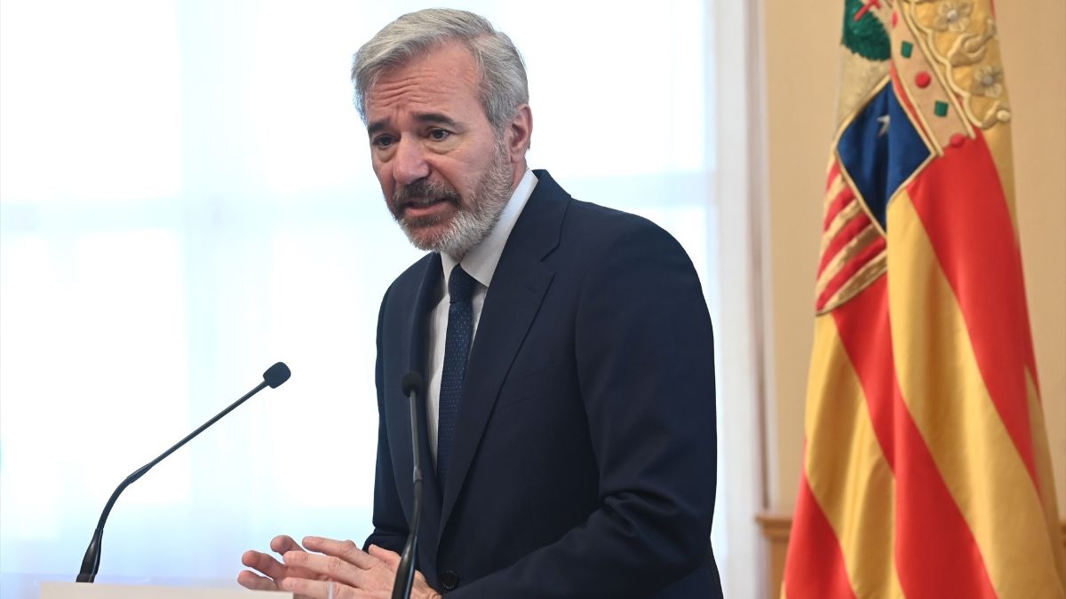 Azcón admite su error tras comparar a Montero y Alegría