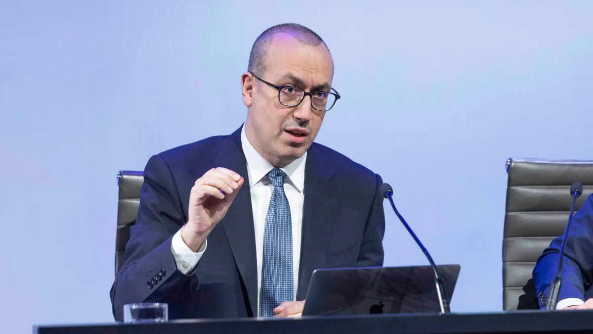 Turquía investiga a Garanti, filial de BBVA, por competencia