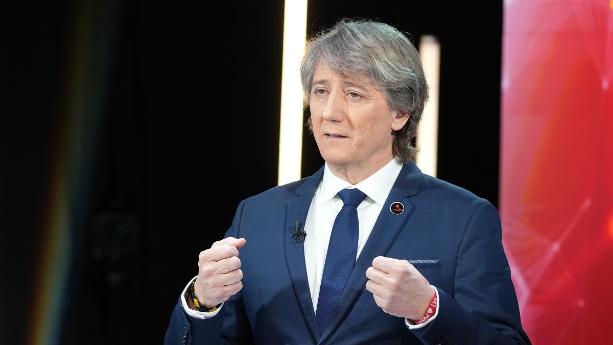 Carlos Martínez ve a Mañueco noqueado en Castilla y León