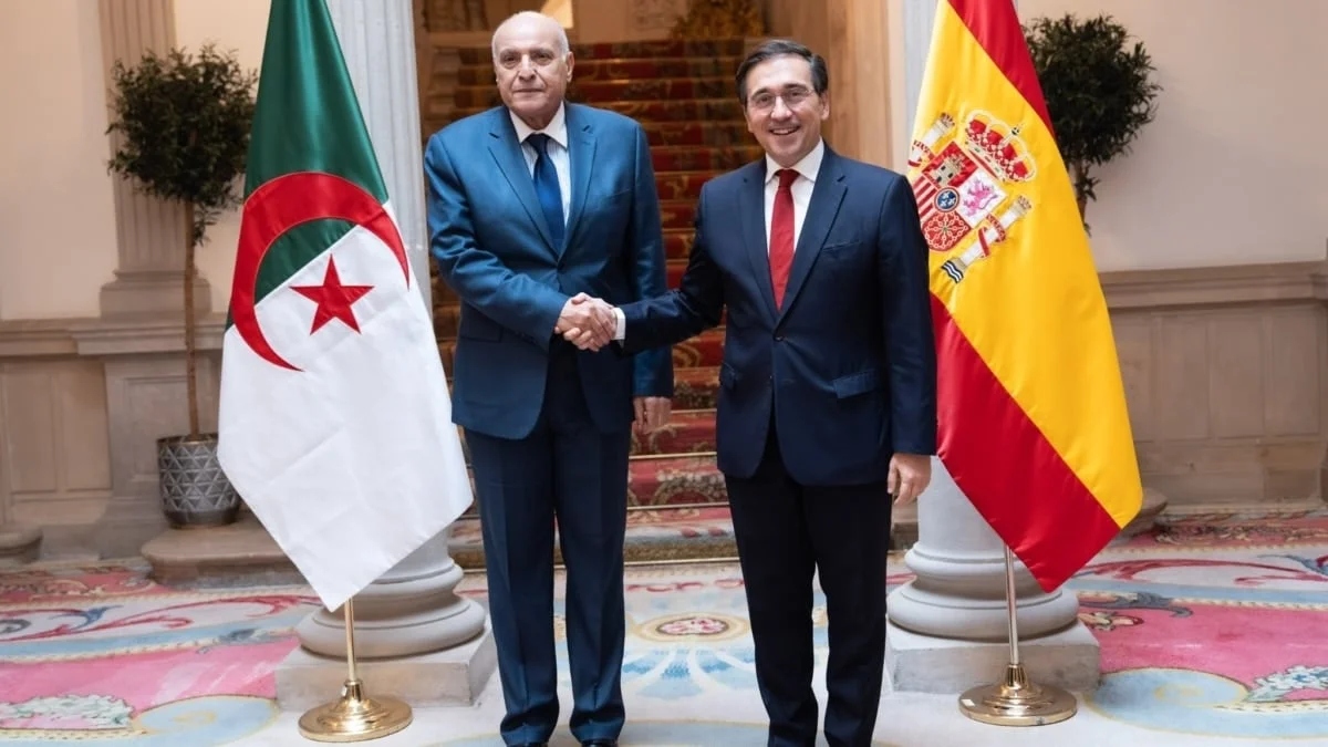 Nueva polémica por firmas irregulares en el Consulado de Argel