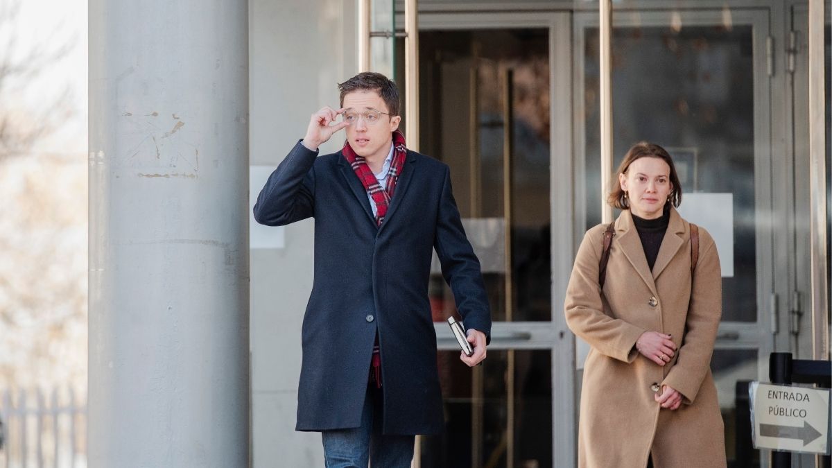 Errejón pide a la Audiencia archivar la causa de Mouliaá