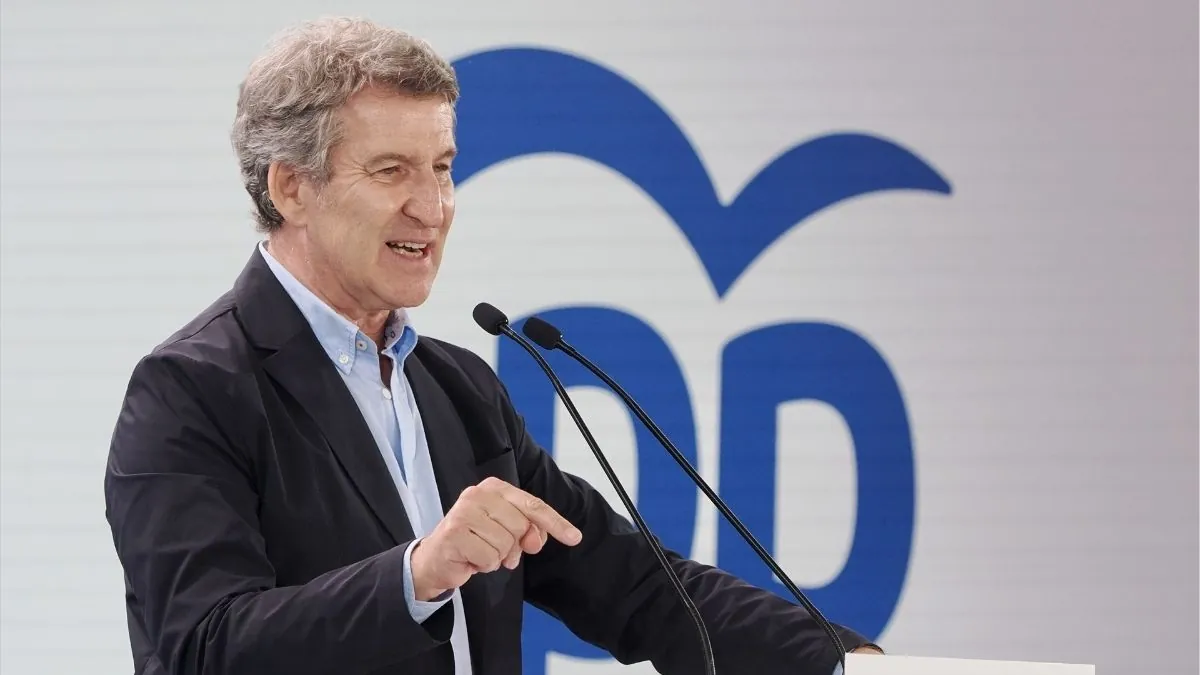 Feijóo propone bajar el IVA energético y el IRPF por hijo