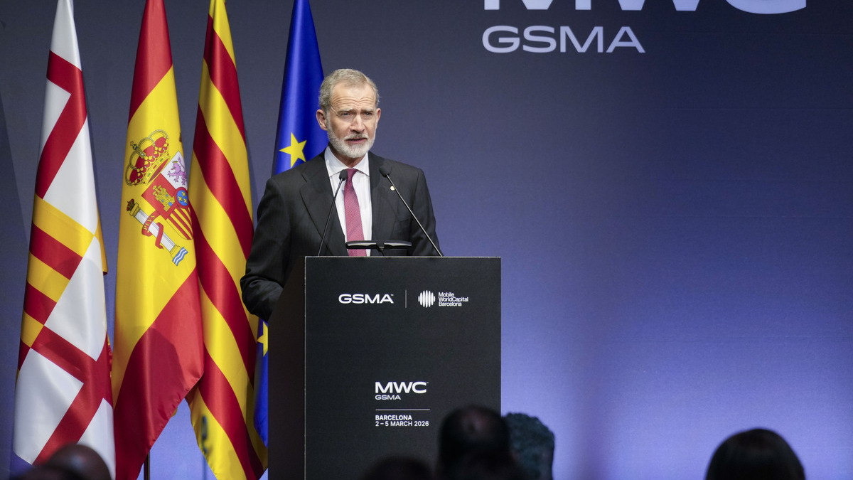 Felipe VI pide moderación y diplomacia en Oriente Próximo