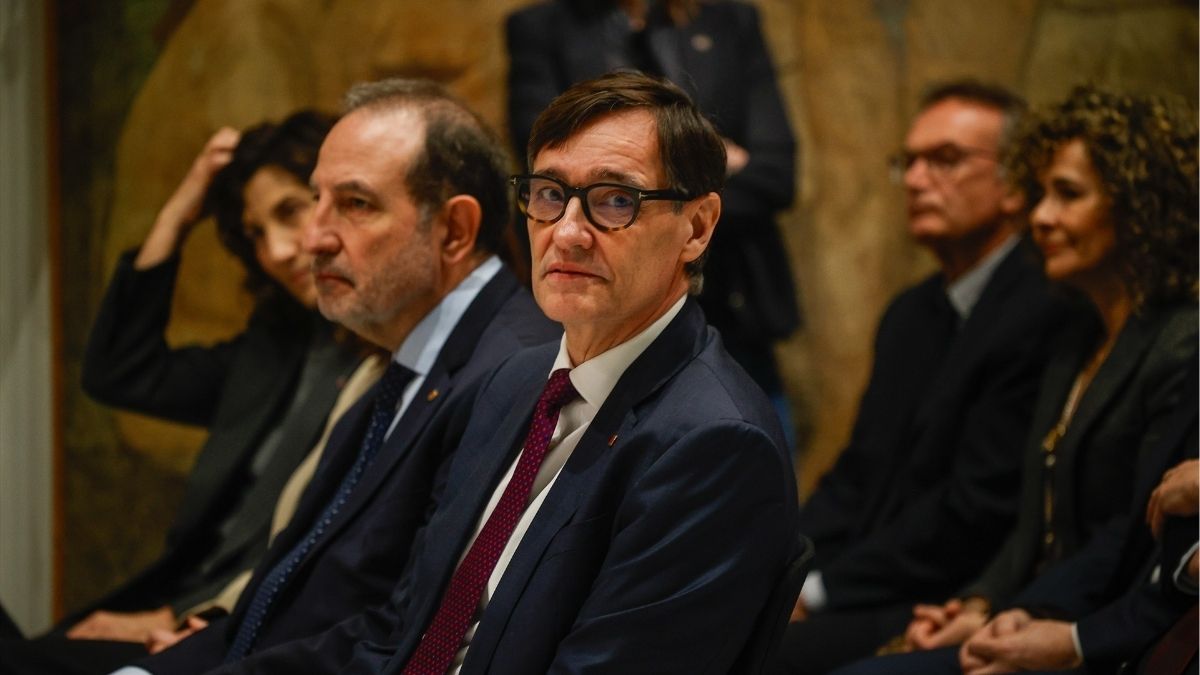 Illa retira los presupuestos de Cataluña para pactar con ERC