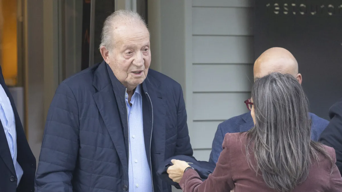 Juan Carlos I cancela su viaje a Sanxenxo por seguridad