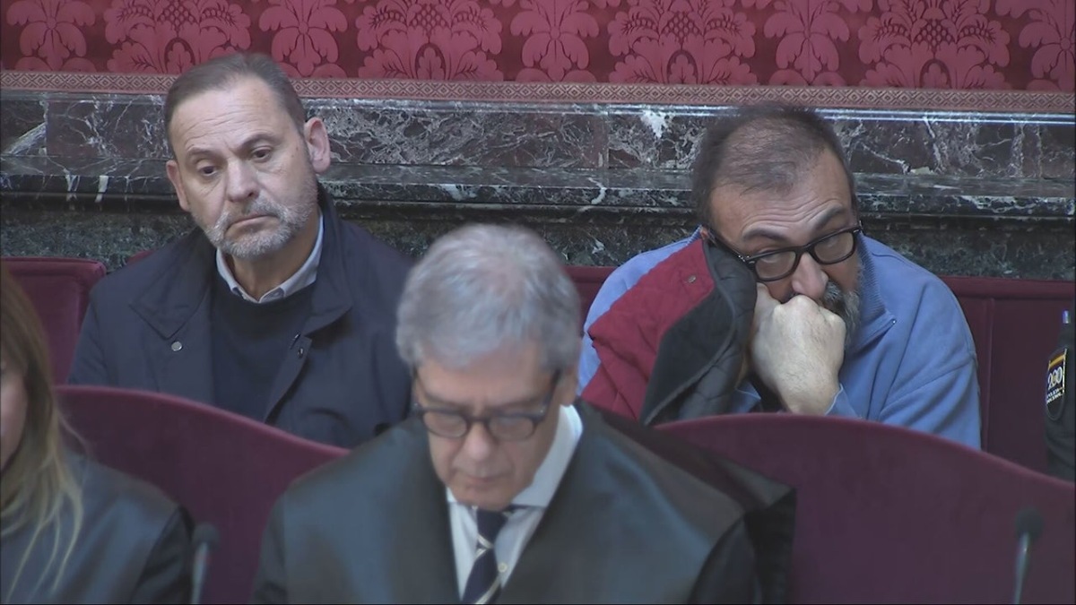 Koldo García pide reunirse con Ábalos para preparar el juicio