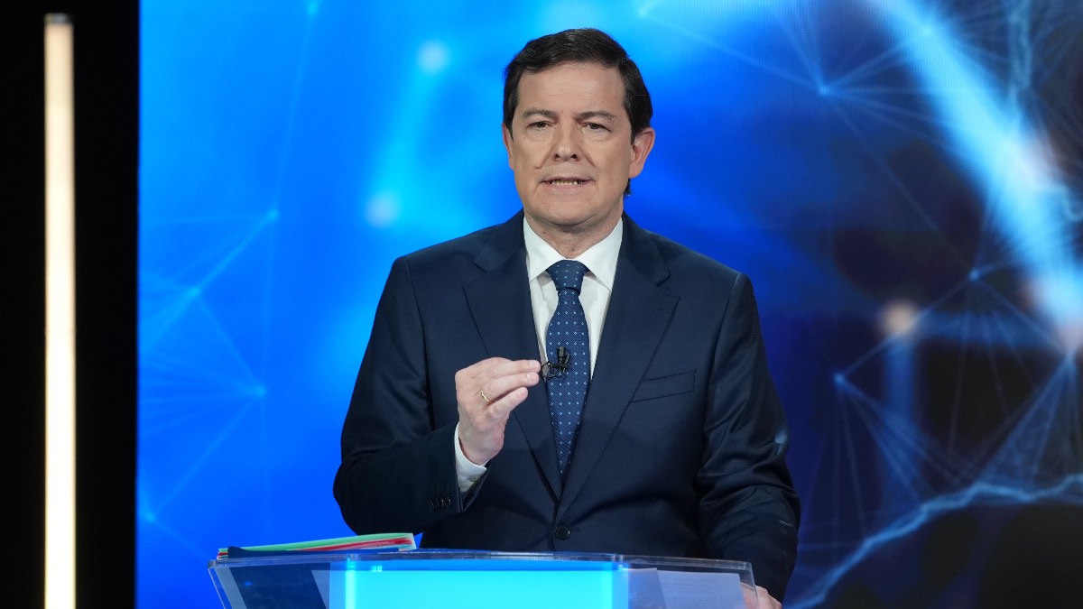 Mañueco ofrece pacto externo a Vox y Pollán exige coalición