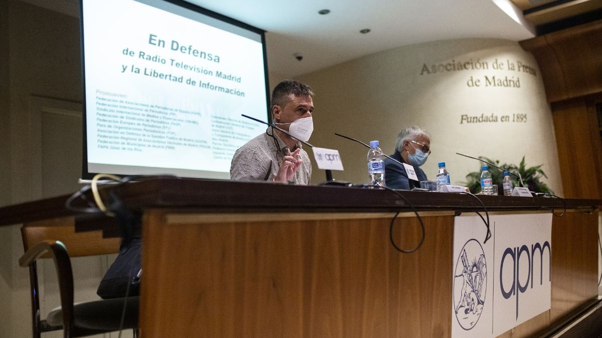 Periodistas exigen fin del acoso e igualdad salarial