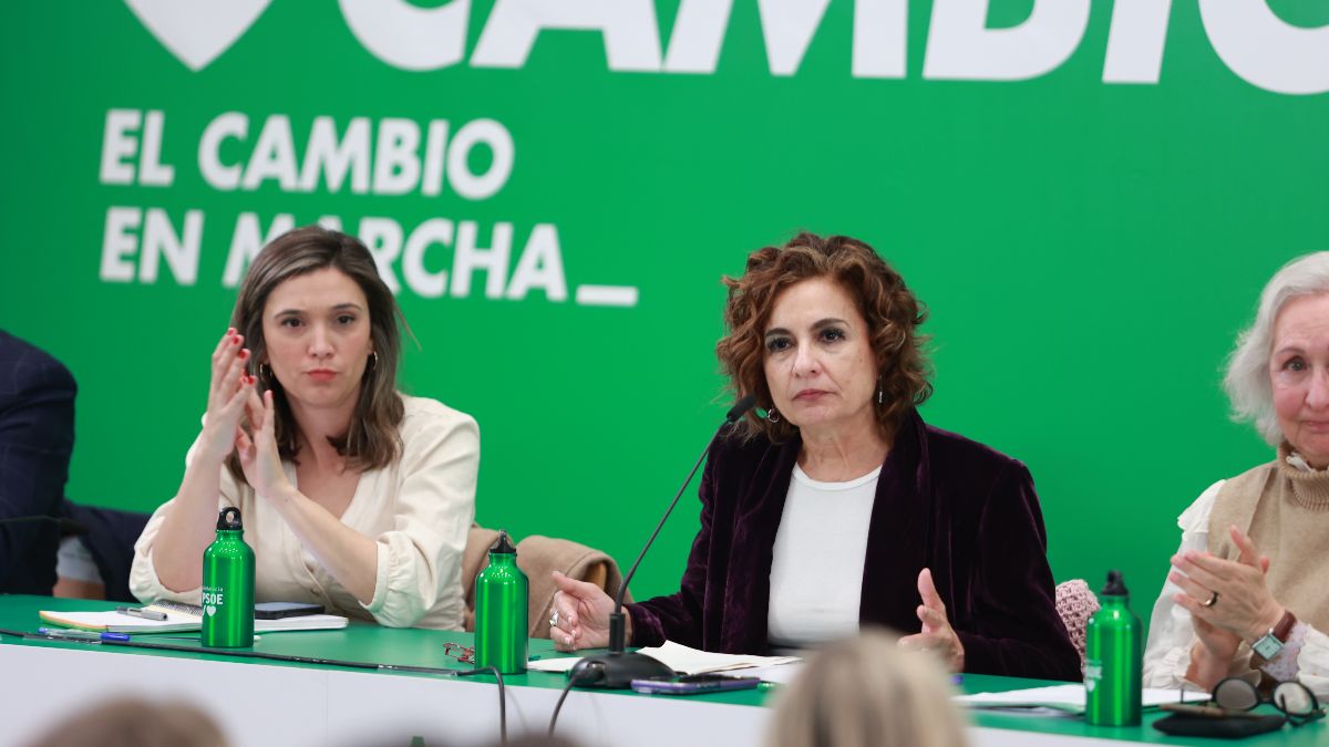 PSOE acusa a Juanma Moreno de bulo por el AVE a Málaga