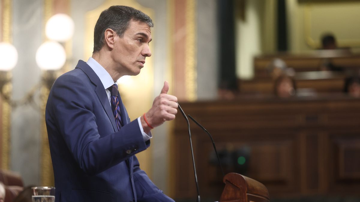 Sánchez ataca a Aznar en el Congreso por la guerra de Irak