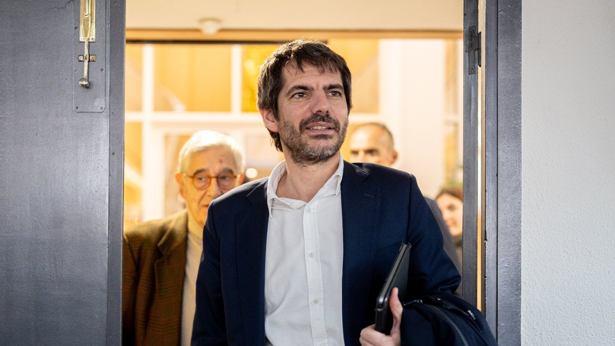 Urtasun rechaza liderar Sumar y pide evitar descartes