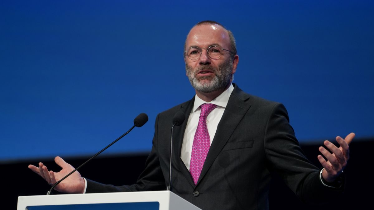 Weber acusa a Sánchez de rédito político en Oriente Próximo